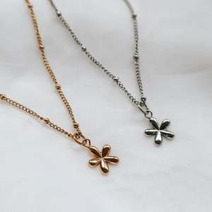 Flower Necklace