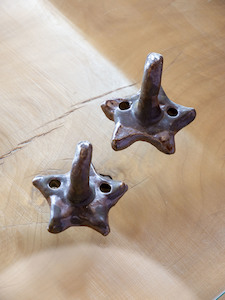 Gifting: Whetū Hook 02