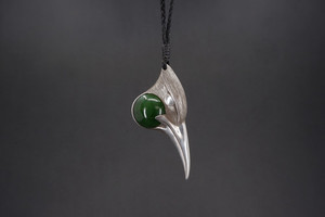 Products: Silver and New Zealand Jade Male Huia bird kawakawastone