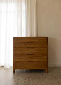 Bedside Tables: Glide Dresser