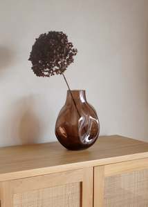 Homewares: Bakku Vase / Smoked Forest