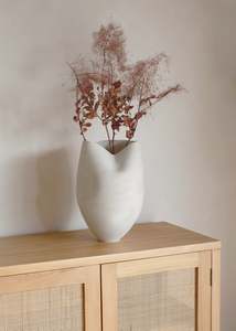 Morph Vase / Ivory