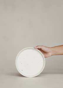 Homewares: Kirana Plate / Speckled White