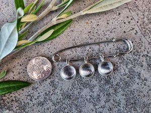 Products: Photo Charm Triple Pin Silver - Keepsake Bouquets