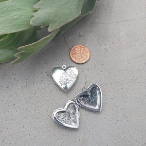 Products: DIY Photo Charm Silver Heart Locket - Keepsake Bouquets