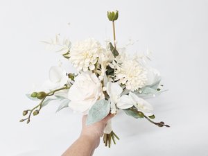 Products: WEDDING READY SILK/DRIED Classic - Keepsake Bouquets