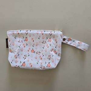 Kekoa Wetbag | Small Wild Flowers
