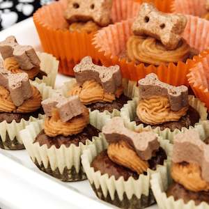 Cup Cakes: Mini Doggie Cupcakes