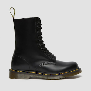 Dr. Martens 1490 - Kelly's Footwear
