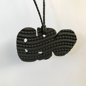 Products: Niho-SCurve-Black Kereamataepa