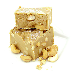 Products: Get Fudged – Salted Caramel and Cashew Fudge Keriblue Ceramics