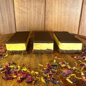 Pineapple Lump Cheesecake - 5 Piece Pack Keto Kink