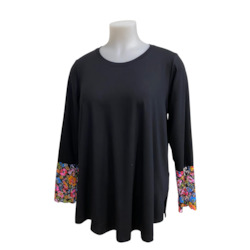Tops: L/S TOP FLORAL CUFF SIZE 18+