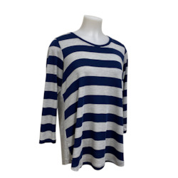 Tops: MERINO FRONT GREY 14