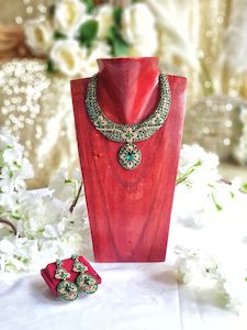 Necklace Sets: J1207