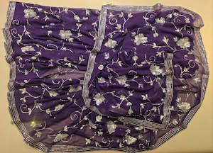 Sarees: S6127