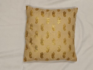 Golden Paisley Elegance Cushion