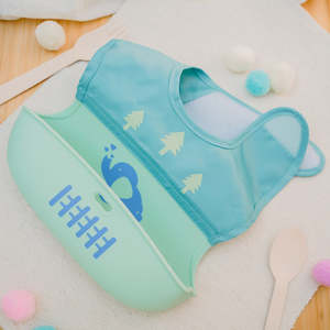 Accessories: Kiddicare Silicon Bibs