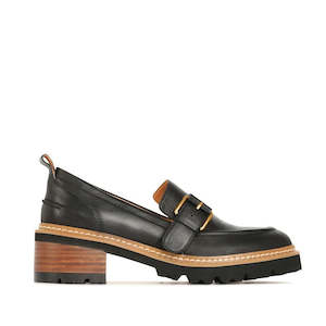 Eos: EOS Linn  Womens Leather Loafer Black