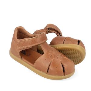 Bobux Iwalk Sizes 22 26: Bobux Iwalk IW Compass Kids Tan Leather Sandal 641202