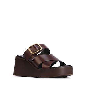 Eos: EOS Aris Womens Chestnut Brown Leather Wedge Slide