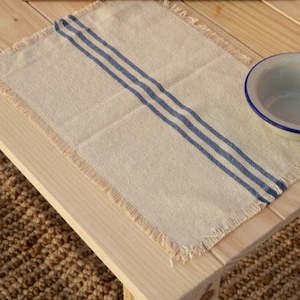 Capri Placemat - Natural Blue