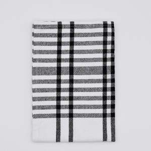 Table Dining: Traditional Check Napkin - Black