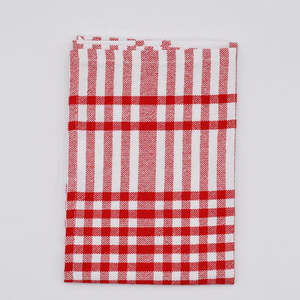 Table Dining: Traditional Check Napkin - Red
