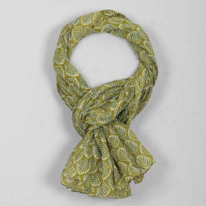 Beach Outdoor: Leaves Sarong - Pistachio Green