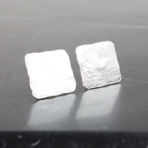 Artist Ilse Marie Erl: Square Studs - silver