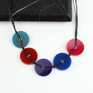 Five colour circle necklace II