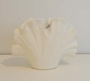 New: Pearl Shell Vase