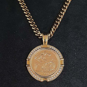 Sovereign: 22ct Full Coin Sovereign  Pendant w 0.3 carat Diamonds
