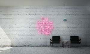 Motivational Neons: La beaute n’a pas d’âge