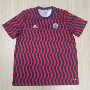 Bayern Pre Match Shirt (2XL) - Kitted Out