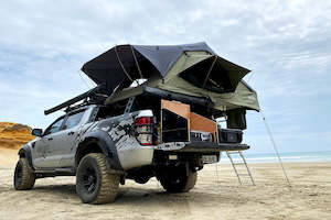 Lucas Creek: Lucas Creek Roof Top Tent - Natural Green