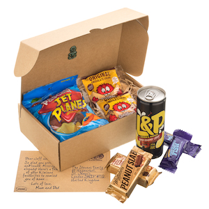 Products: Snack Box - Kiwiana Hampers AROHA FROM AOTEAROA