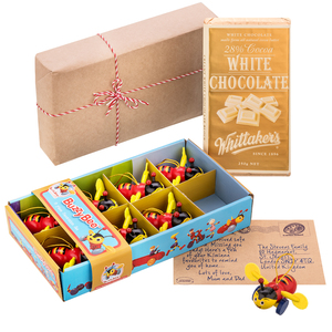 Products: Buzzy Bee Christmas Decoration Set - Kiwiana Hampers AROHA FROM AOTEAROA