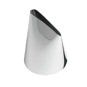 Piping nozzle: Wilton giant icing nozzle tip 127D (Giant rose)