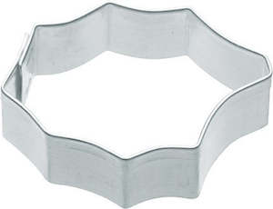 Kitchencraft: Stainless Steel miniature Holly cutter 5cm