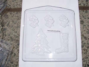 Roberts Edible Craft: Christmas tree bells and stocking chocolate mould