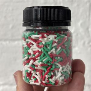 Christmas Sprinkles Candy: Hail jimmies Festive Christmas blend red white green