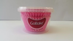 Valentines Cupcake Papers: Bright Pink standard cupcake papers
