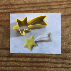 Unicorns Rainbow Cookie Cutters: Shooting star mini cookie cutter