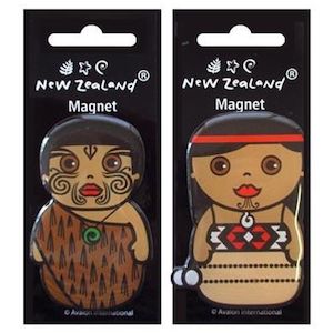 Gifts Magazines: Magnet NZ Icons Girl and Boy