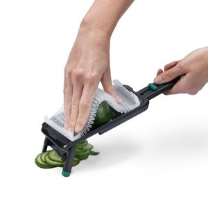 Preserving Tools Accessories: Dreamfarm Nocutu – Mandoline