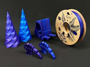 "Sparkly Purple Galaxy", rPLA pro, 100% Recycled, 1.75mm, 250g