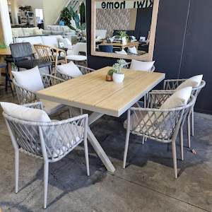 Clearance: Tahiti Outdoor 7 Piece Dining Set