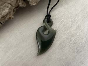 Greenstone Nephrite Jade Twist Pendant E014 – 35×17mm with Gift Box