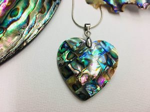 Paua Shell: Paua Shell Pendant